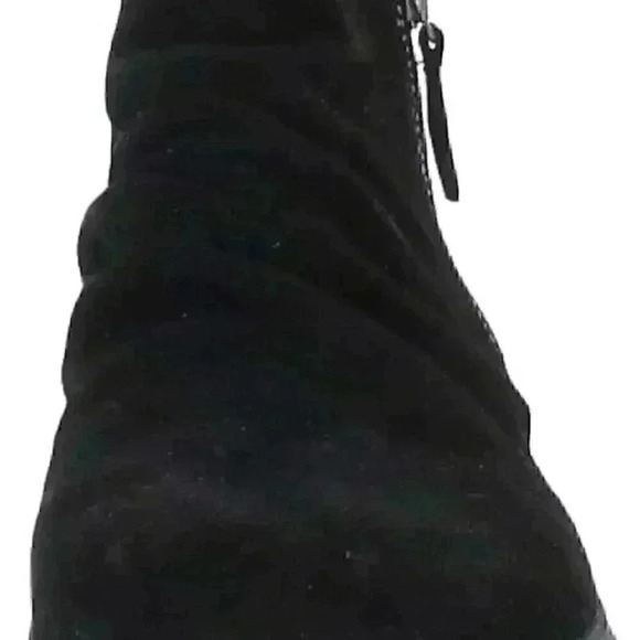 Comfortiva Calla Black Suede Size 7.5.  BRAND NEW (Save $40.00) - Picture 5 of 12